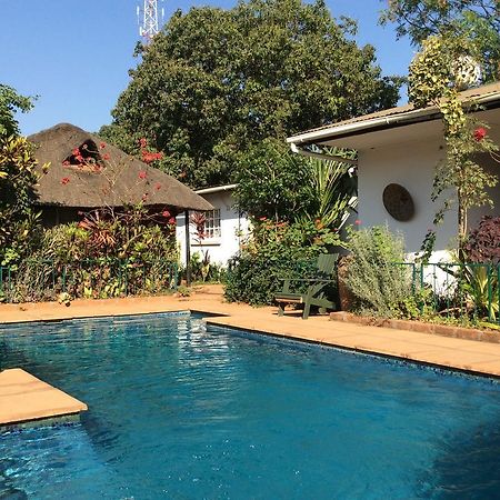 Tabonina Guesthouse Livingstone Exterior photo