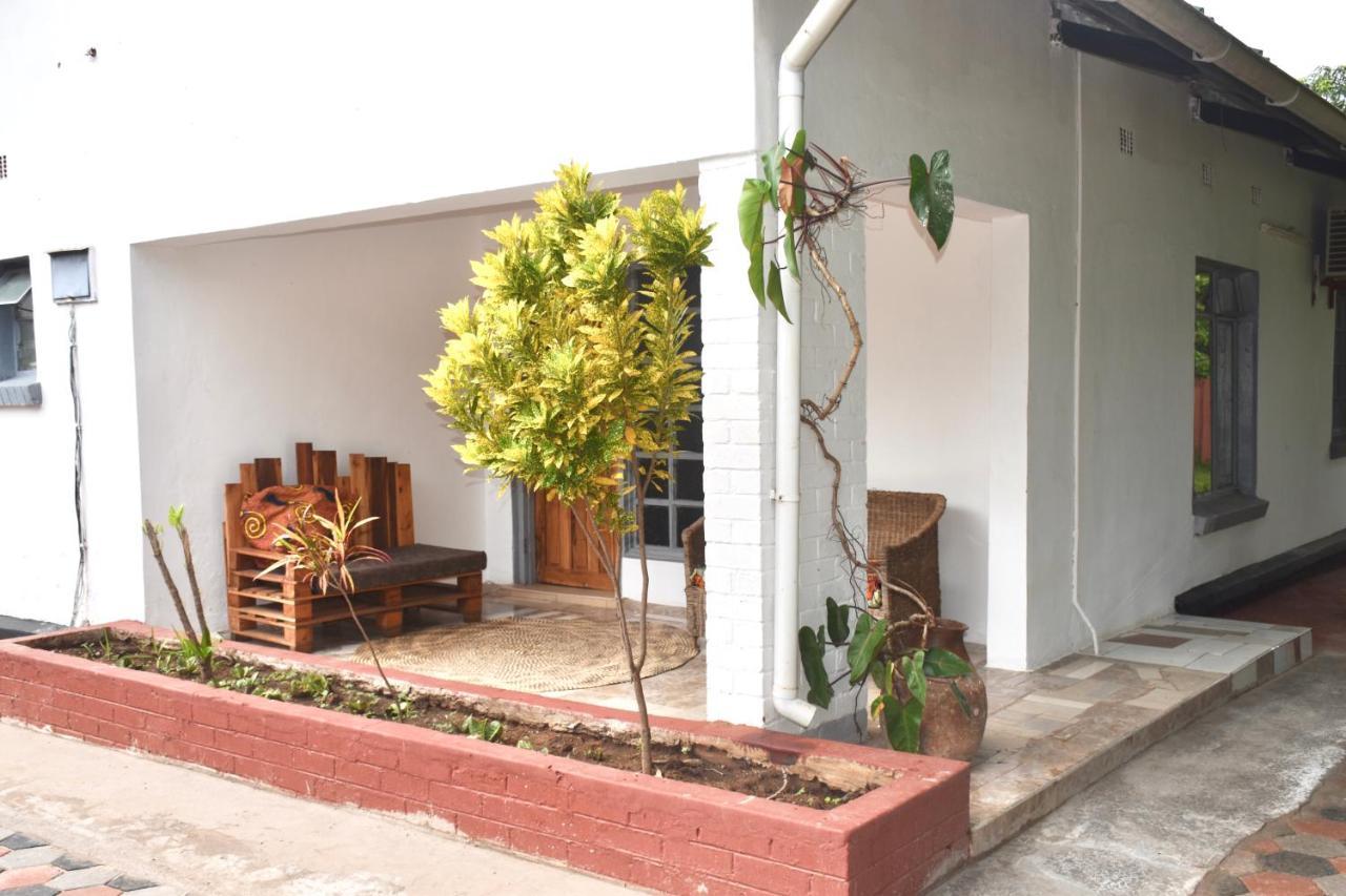 Tabonina Guesthouse Livingstone Exterior photo