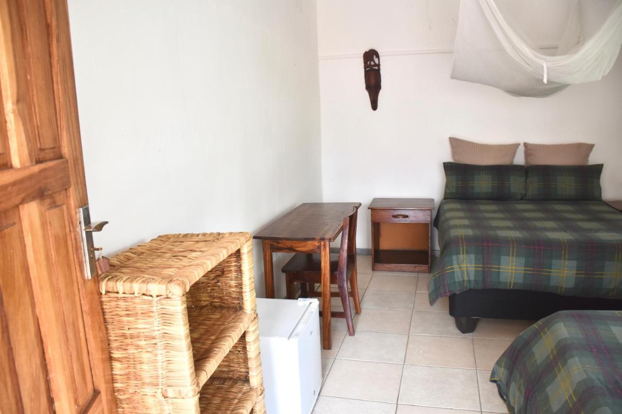 Tabonina Guesthouse Livingstone Exterior photo