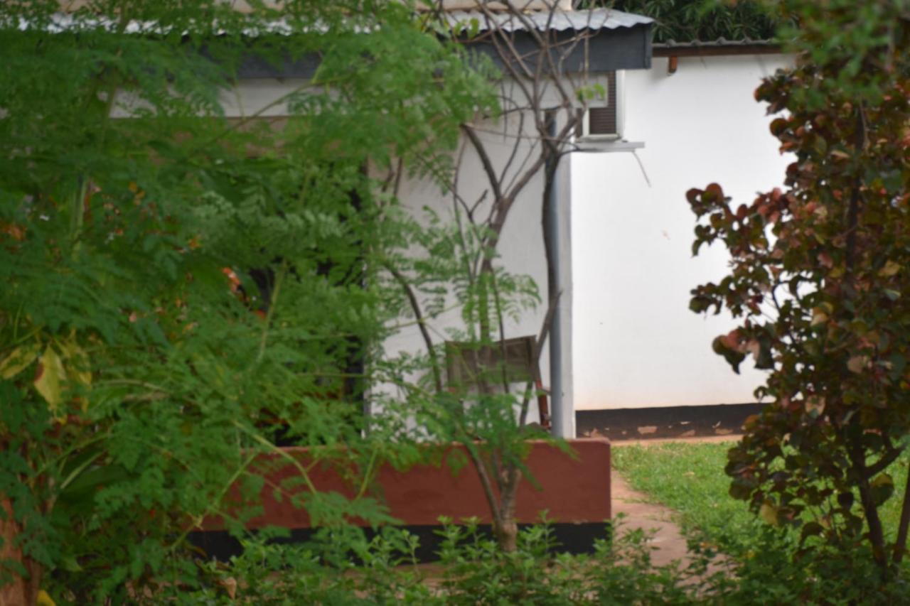 Tabonina Guesthouse Livingstone Exterior photo