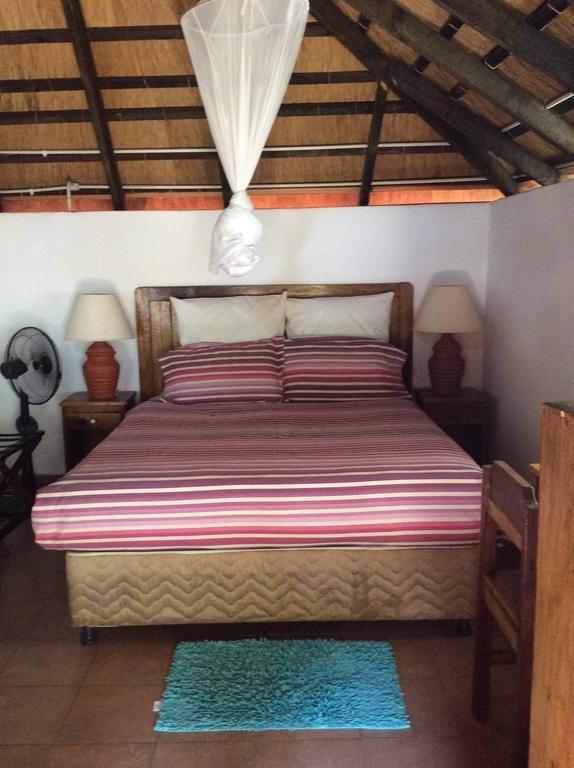 Tabonina Guesthouse Livingstone Exterior photo