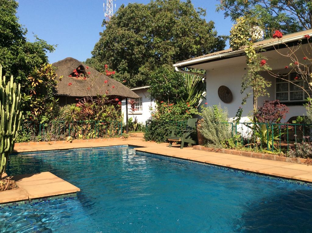 Tabonina Guesthouse Livingstone Exterior photo