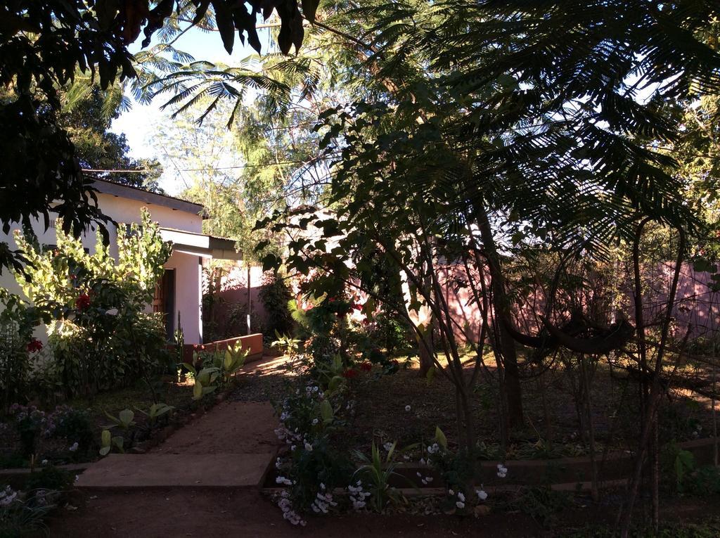 Tabonina Guesthouse Livingstone Exterior photo