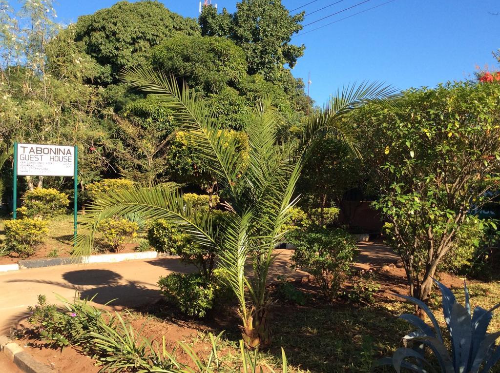 Tabonina Guesthouse Livingstone Exterior photo
