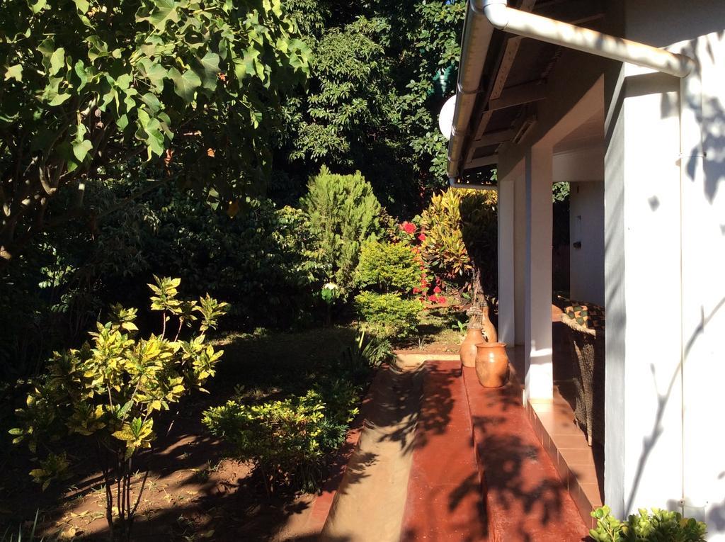 Tabonina Guesthouse Livingstone Exterior photo